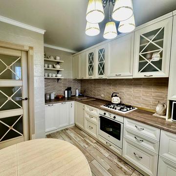 Стеценка вул., 35