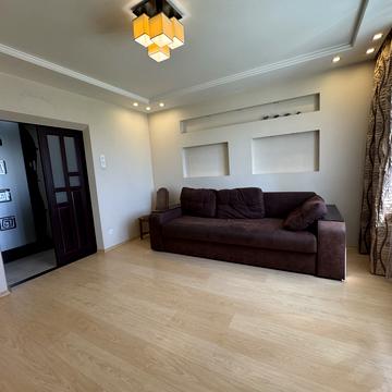 Аерокосмічний просп., 201