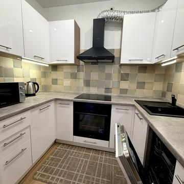 Олександра Олеся вул., 2-Б