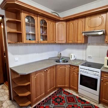 Хуторівка вул., 34