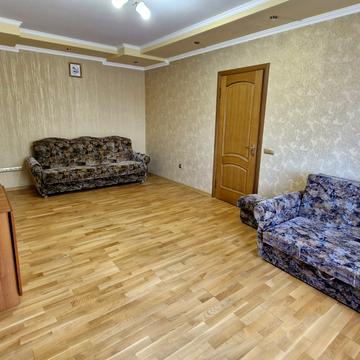 Хуторівка вул., 34