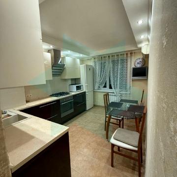 Героїв просп., 46