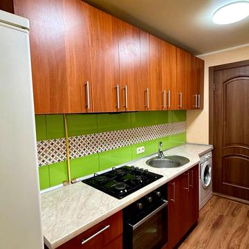 Ніжинська вул., 43