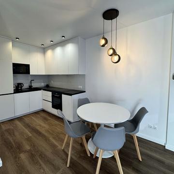 Михайла Максимовича вул. (Онуфрія Трутенка), 28-Е