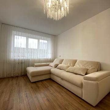 Віталія Мерінова вул., 19