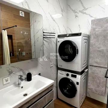 Університетська вул., 17-А