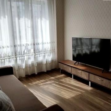 Академіка Глушкова просп., 9-В