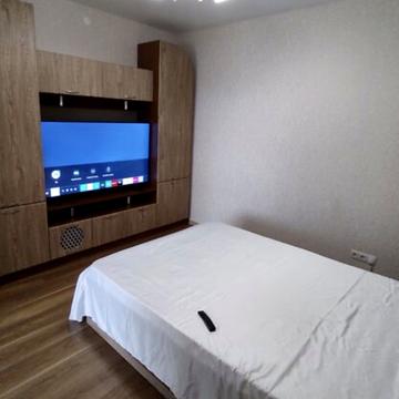 Академіка Глушкова просп., 9-В