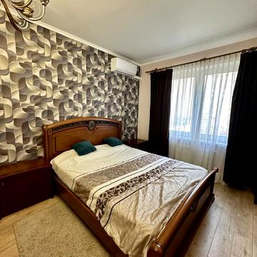 Бориса Гмирі вул., 20