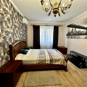 Бориса Гмирі вул., 20