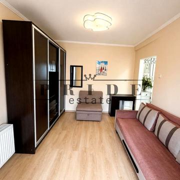 Космонавта Поповича вул. (Космонавта Волкова), 24