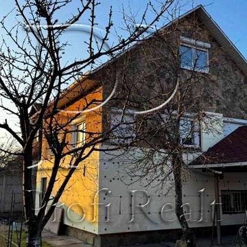 46-та Садова вул., 1