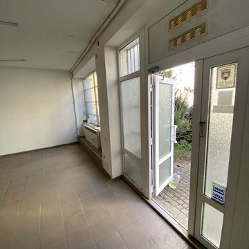 Роксоляни вул., 56