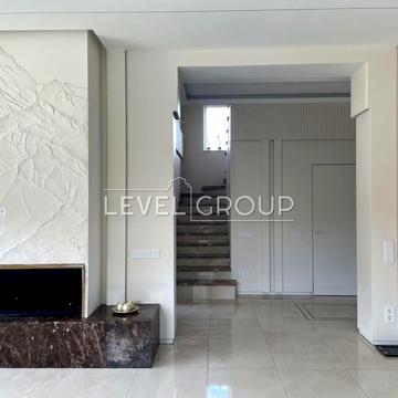 Захрестова вул., 15