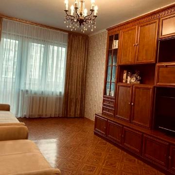 Віталія Блажка вул., 2