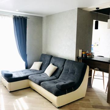 Героїв Небесної Сотні просп., 26/9