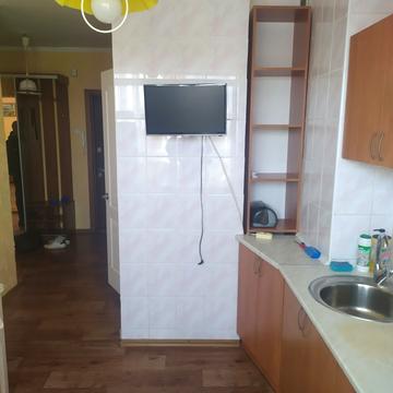 Владислава Бувалкіна вул. (Бочарова Генерала), 38