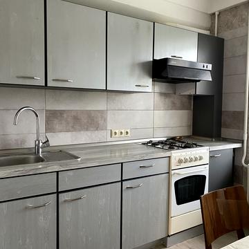 Петра Калнишевського вул. (Михайла Майорова), 1