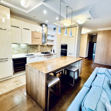 Звіринецька вул., 47