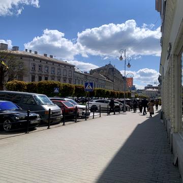 Тараса Шевченка просп., 10