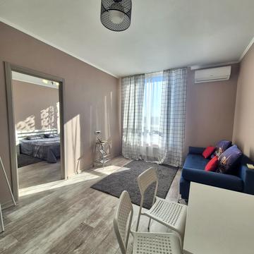 Лісківська вул., (Будинок)