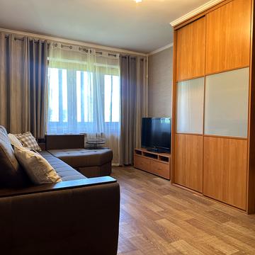 Оболонський просп., 27-А