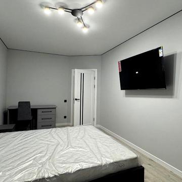 Княгинин вул., (Будинок 1)