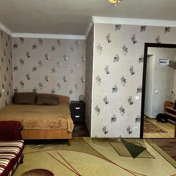 Олексія Вадатурського вул. (Маршала Малиновського), 16