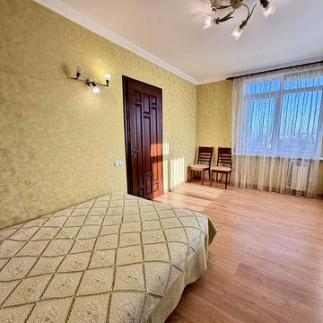 Львівська вул., 22