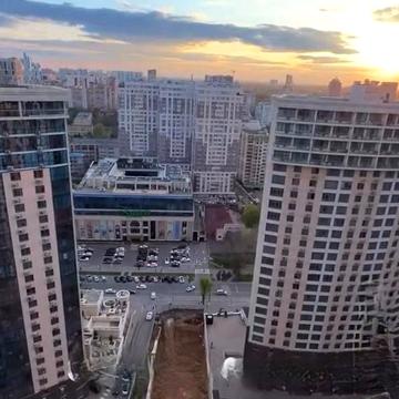 Генуезька вул., 1/1