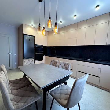 Повітряна вул., 78