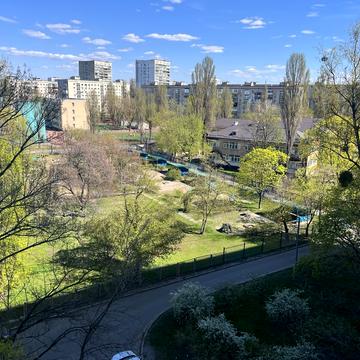 Русанівська набережна вул., 6