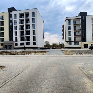 Героїв Крут вул., 5