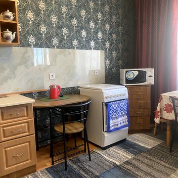 Василя Порика просп., 7-Б