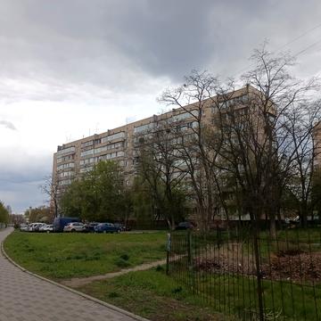 Велика Окружна вул., 1