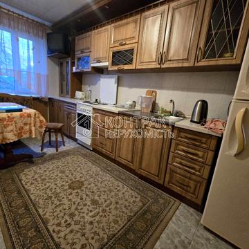 Аерокосмічний просп., 165/2