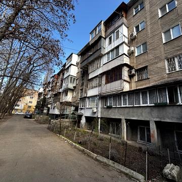 Сегедська вул., 5б