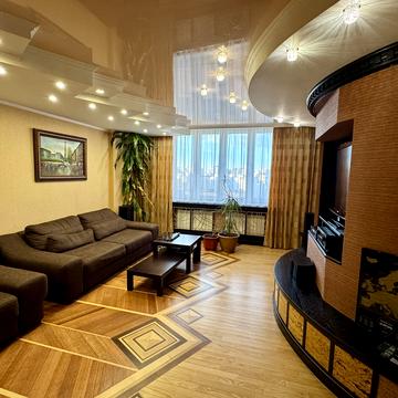 Срібнокільська вул., 22