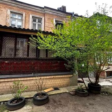 Пантелеймонівська вул., 52