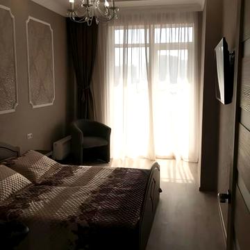 Французький бульв., 60