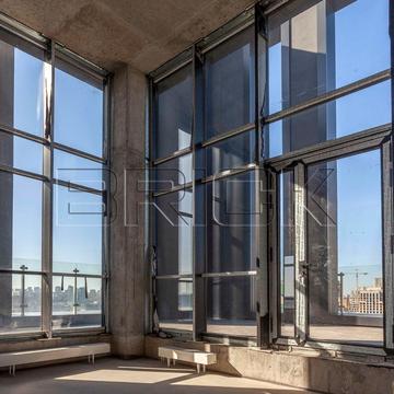 Василя Тютюнника вул. (Анрі Барбюса), 43