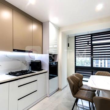 Гетьмана Мазепи вул., 160а