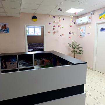Віталія Нестеренка вул., 1б