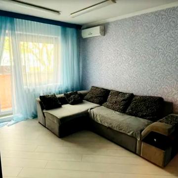 Автозаводська вул., 43