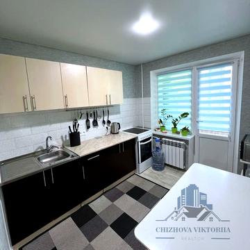 Надії Алексєєнко вул. (Чичеріна), 100