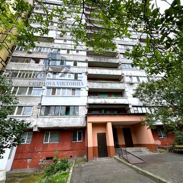 Надії Алексєєнко вул. (Чичеріна), 100