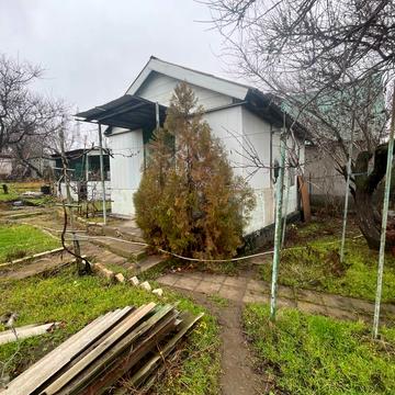 Безіменна вул.