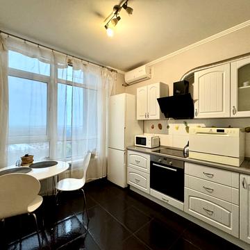 Ракетна вул., 24-Б