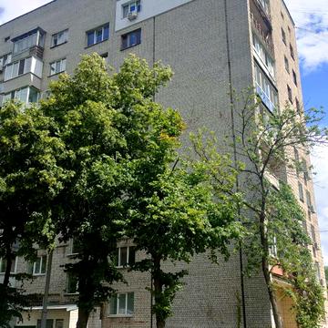 Оболонська вул., 23/48