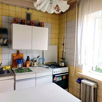 Вишгородська вул., 50